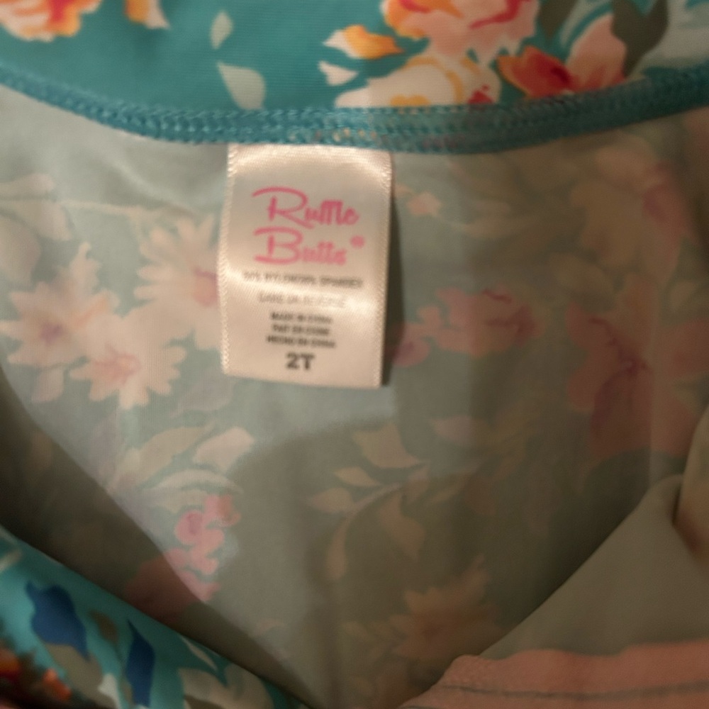 Floral Long Sleeve Rashguard - Picture 3 of 3